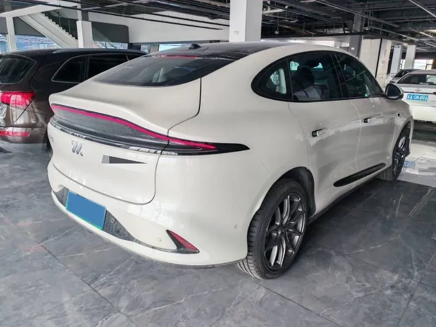 2023 IM LS6 BEV 71KWH,autocango,china used car exporter,china ev exporter,chinese used car exporter,chinese used ev exporter