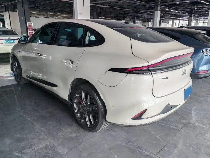 2023 IM LS6 BEV 71KWH,autocango,china used car exporter,china ev exporter,chinese used car exporter,chinese used ev exporter