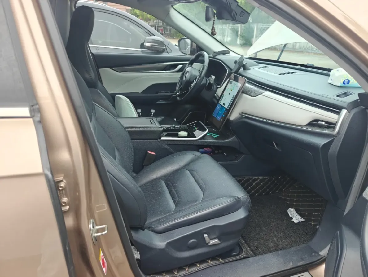 2018 Weltmeister EX5 BEV 52.56KWH,autocango,china used car exporter,china ev exporter,chinese used car exporter,chinese used ev exporter