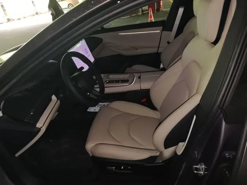 2024 MI SU7 BEV 94.3KWH,autocango,china used car exporter,china ev exporter,chinese used car exporter,chinese used ev exporter