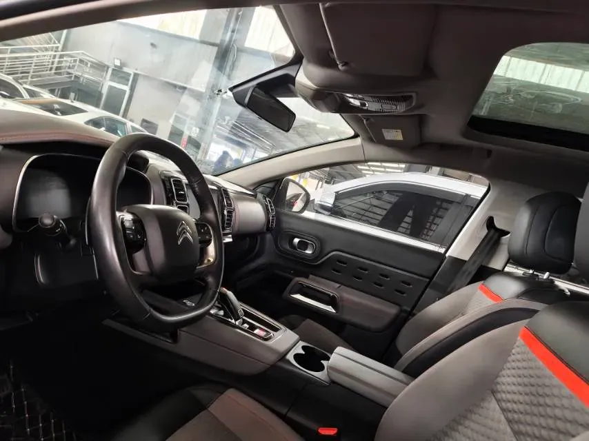 2019 Citroen C5 Aircross 1.6T 167HP L4 6AT,autocango,china used car exporter,china ev exporter,chinese used car exporter,chinese used ev exporter