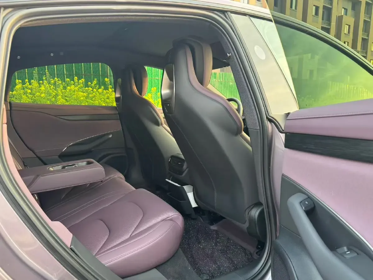 2024 MI SU7 BEV 73.6KWH,autocango,china used car exporter,china ev exporter,chinese used car exporter,chinese used ev exporter