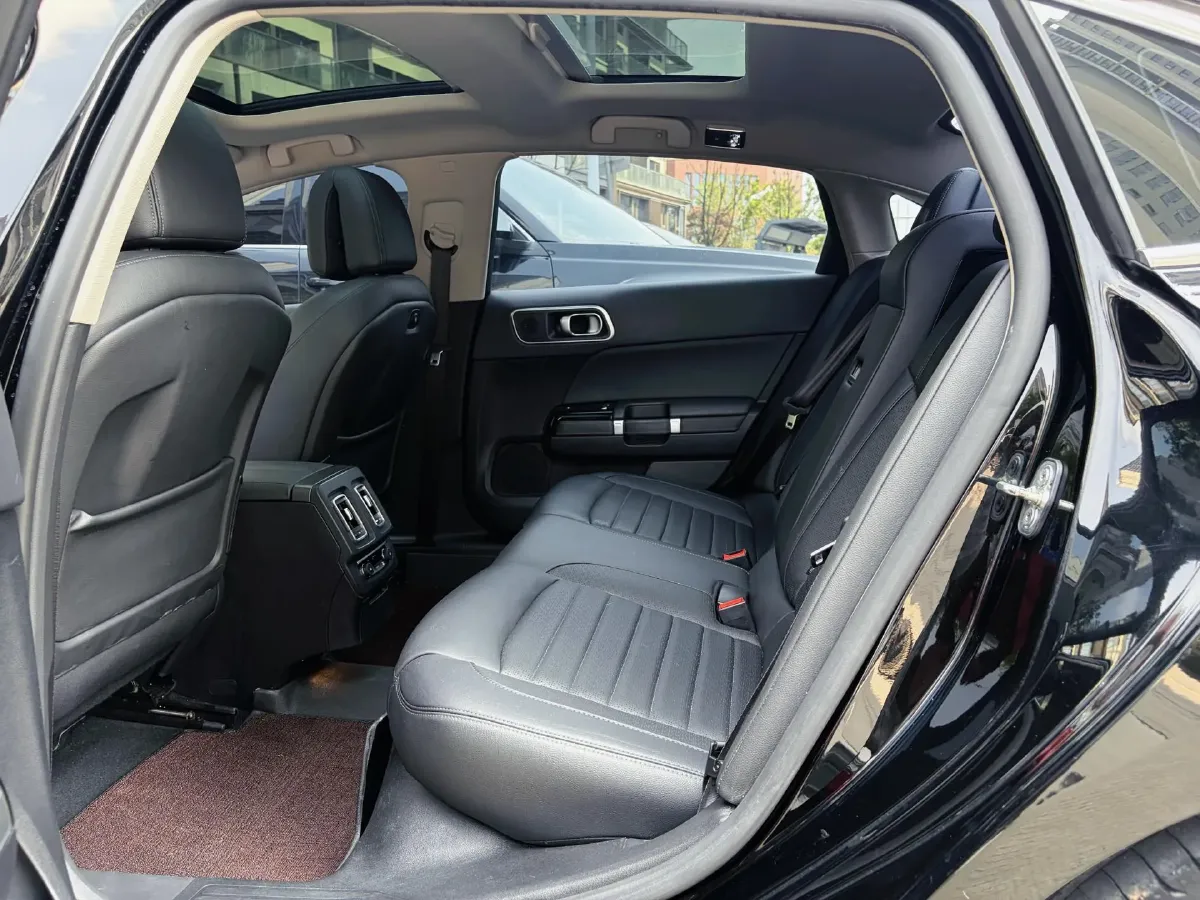 2020 Citroen C6 1.8T 211HP L4 8AT,autocango,china used car exporter,china ev exporter,chinese used car exporter,chinese used ev exporter