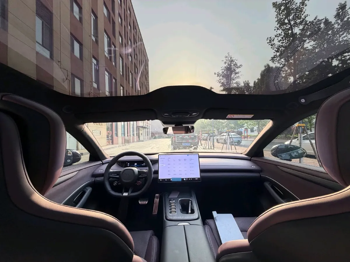 2024 MI SU7 BEV 101KWH,autocango,china used car exporter,china ev exporter,chinese used car exporter,chinese used ev exporter