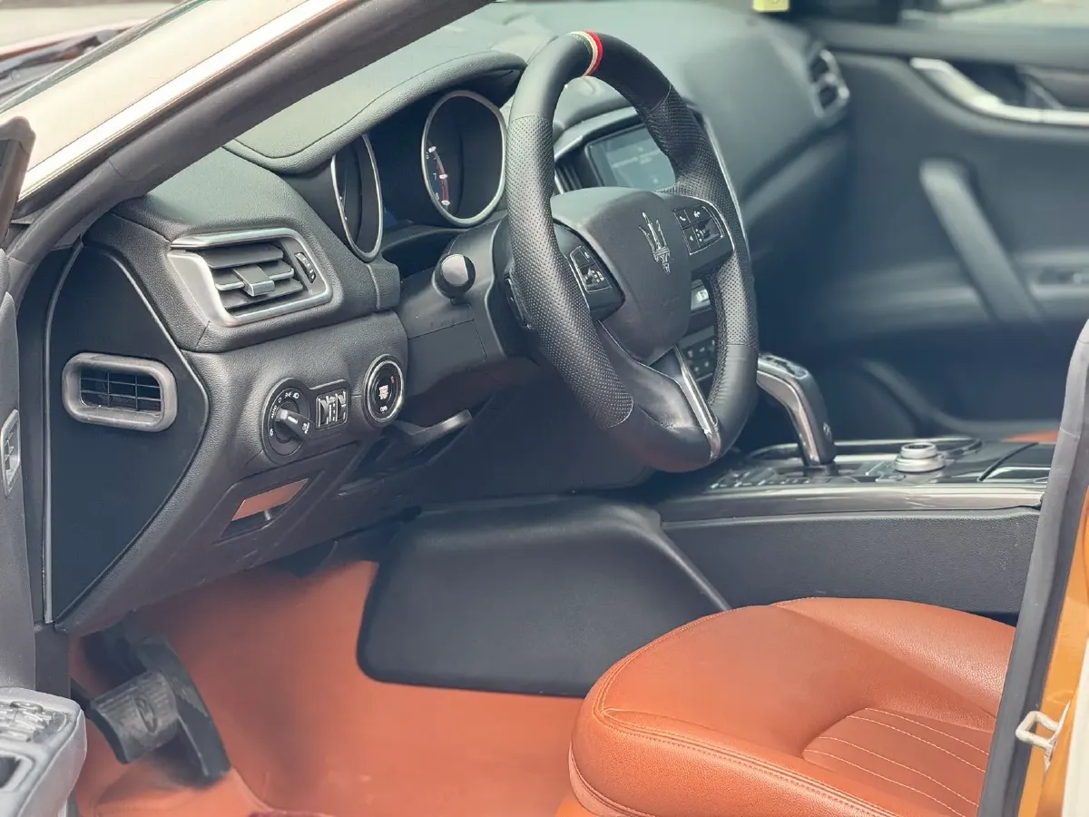 2019 Maserati Ghibli 3.0T 350HP V6 8AT,autocango,china used car exporter,china ev exporter,chinese used car exporter,chinese used ev exporter