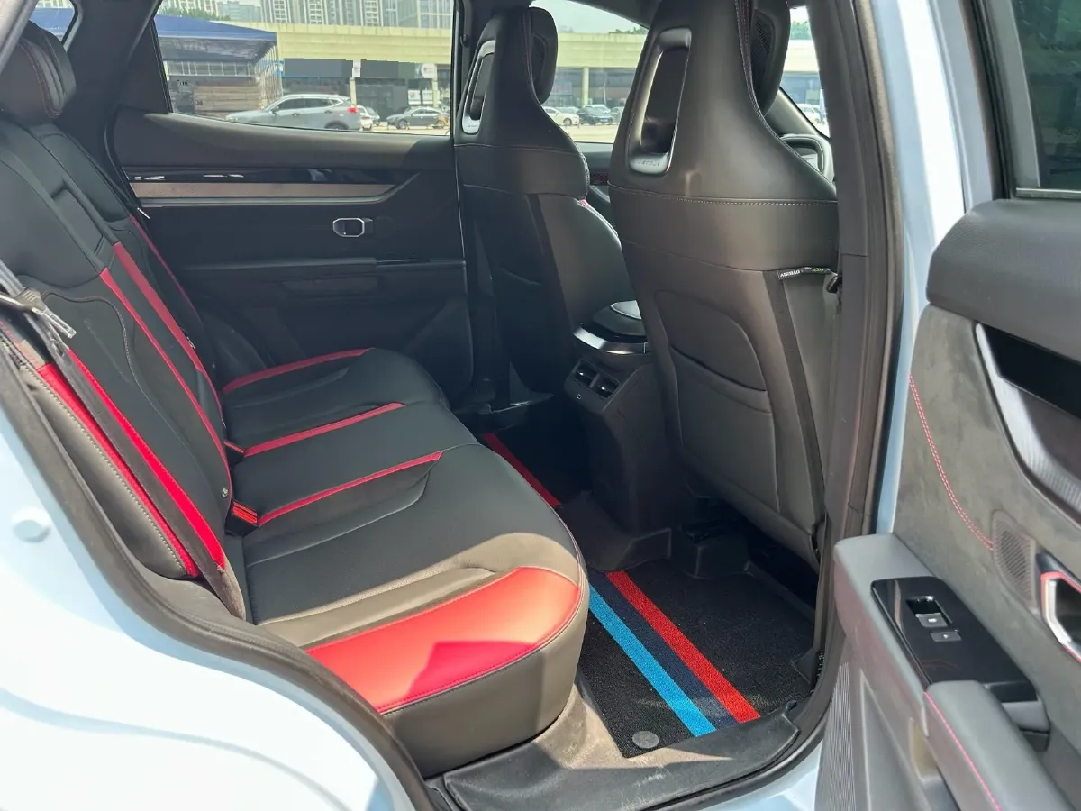 2022 Jetour DASHING 1.6T 197HP L4 7DCT,autocango,china used car exporter,china ev exporter,chinese used car exporter,chinese used ev exporter