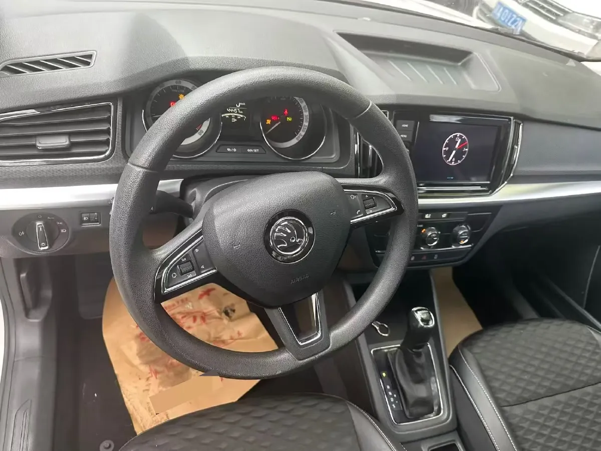 2023 Skoda Kamiq 1.5L 112HP L4 6AT,autocango,china used car exporter,china ev exporter,chinese used car exporter,chinese used ev exporter