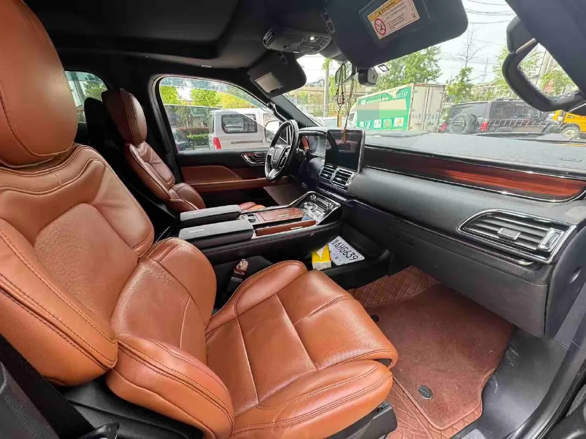 2019 Lincoln Navigator 3.5T 388HP V6 10AT,autocango,china used car exporter,china ev exporter,chinese used car exporter,chinese used ev exporter