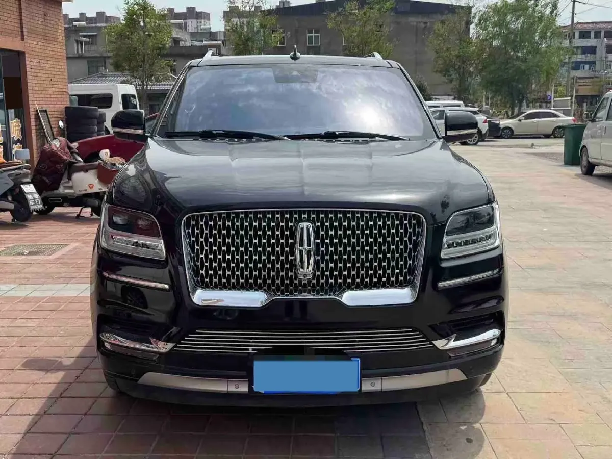 2019 Lincoln Navigator 3.5T 388HP V6 10AT,autocango,china used car exporter,china ev exporter,chinese used car exporter,chinese used ev exporter