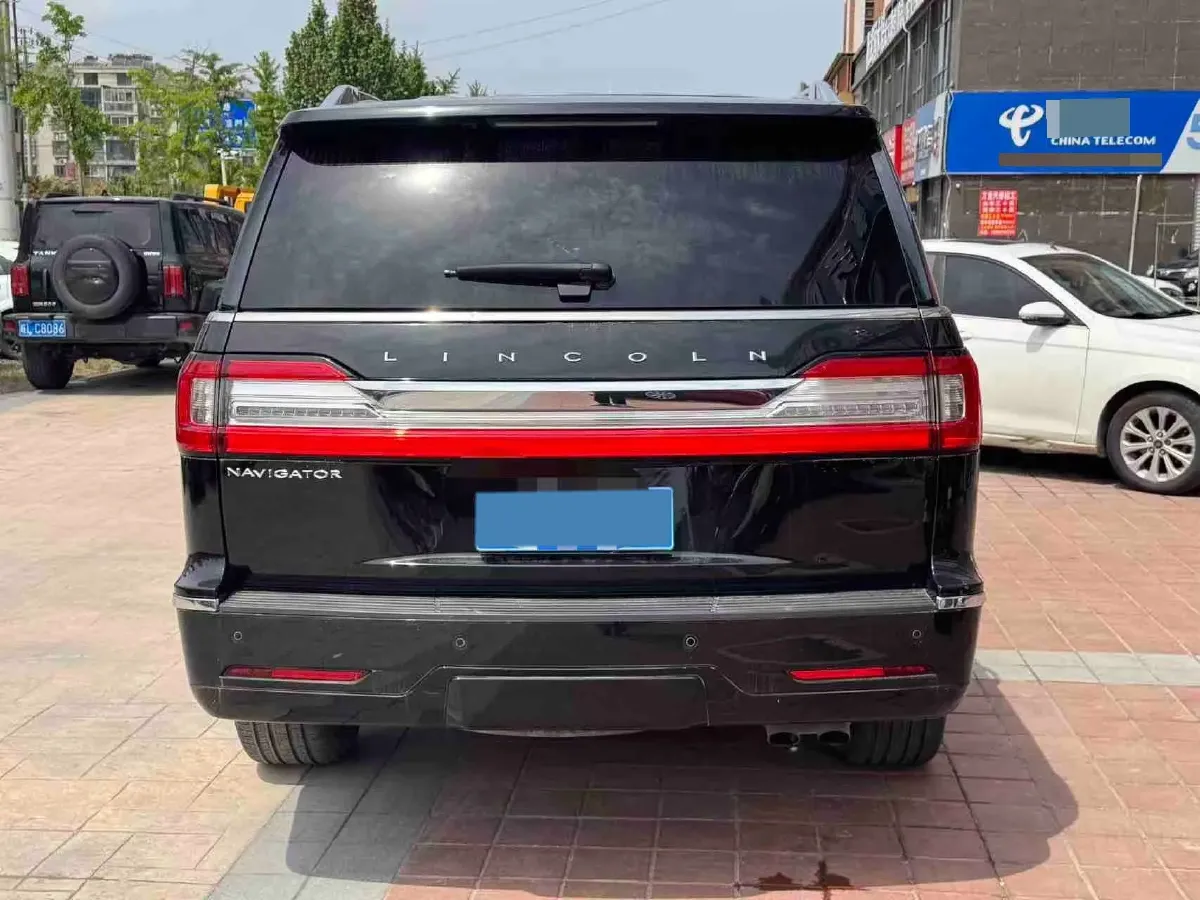 2019 Lincoln Navigator 3.5T 388HP V6 10AT,autocango,china used car exporter,china ev exporter,chinese used car exporter,chinese used ev exporter