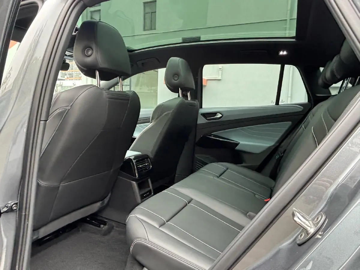 2024 Exceed LXC-DM 1.5T 156HP L4 3DHT PHEV 19.27KWH,autocango,china used car exporter,china ev exporter,chinese used car exporter,chinese used ev exporter