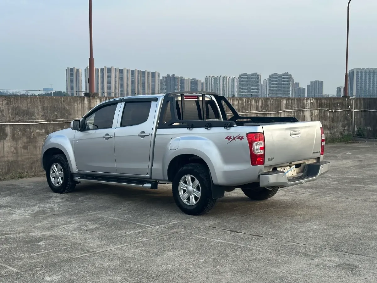 2018 Isuzu RE-MAX Jim 2.8T 116HP L4 5MT,autocango,china used car exporter,china ev exporter,chinese used car exporter,chinese used ev exporter