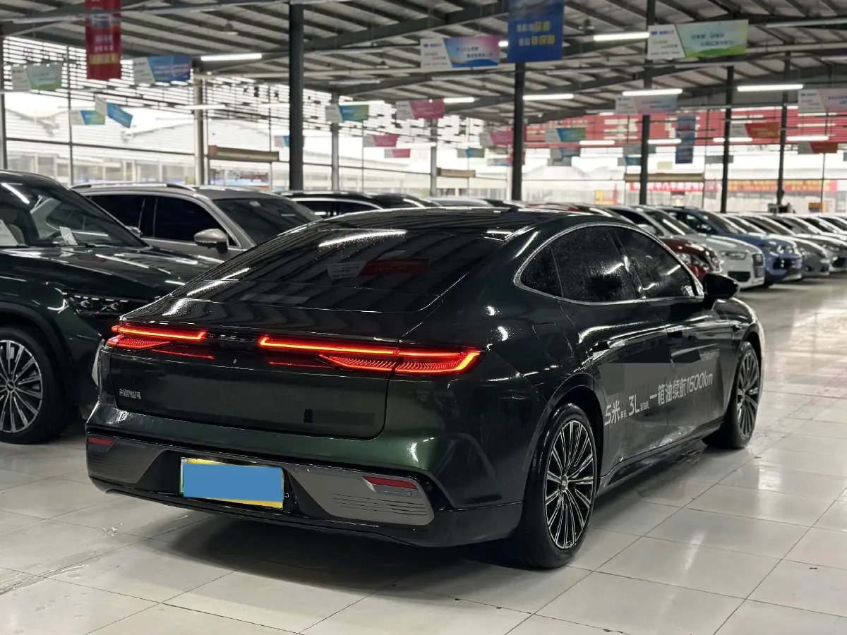 2025 Geely Galaxy Starshine 8 1.5T 163HP L4 3DHT PHEV 27.69KWH,autocango,china used car exporter,china ev exporter,chinese used car exporter,chinese used ev exporter
