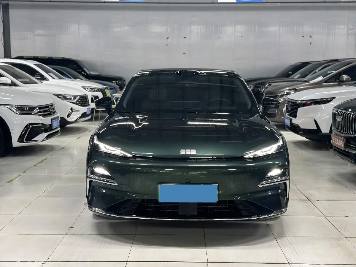2025 Geely Galaxy Starshine 8 1.5T 163HP L4 3DHT PHEV 27.69KWH,autocango,china used car exporter,china ev exporter,chinese used car exporter,chinese used ev exporter