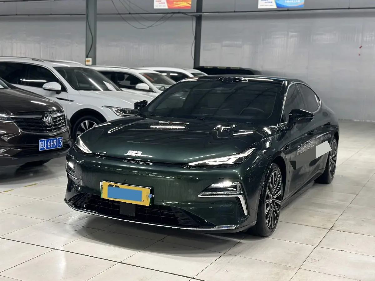 2025 Geely Galaxy Starshine 8 1.5T 163HP L4 3DHT PHEV 27.69KWH,autocango,china used car exporter,china ev exporter,chinese used car exporter,chinese used ev exporter