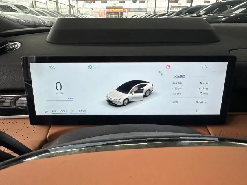 2025 Geely Galaxy Starshine 8 1.5T 163HP L4 3DHT PHEV 27.69KWH,autocango,china used car exporter,china ev exporter,chinese used car exporter,chinese used ev exporter