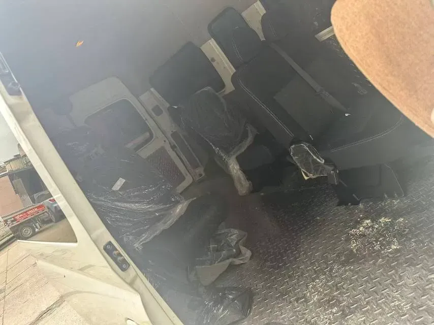 2019 MAXUS XinTu V80 2.0T 139HP L4 6MT,autocango,china used car exporter,china ev exporter,chinese used car exporter,chinese used ev exporter