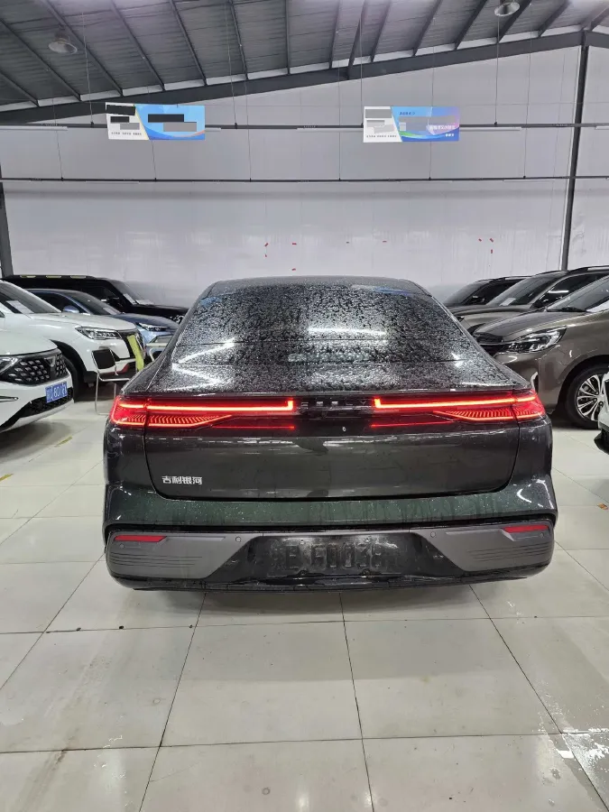 2025 Geely Galaxy Starshine 8 1.5T 163HP L4 3DHT PHEV 27.69KWH,autocango,china used car exporter,china ev exporter,chinese used car exporter,chinese used ev exporter