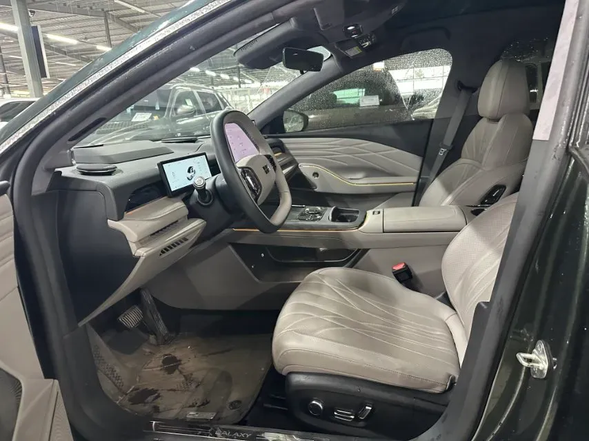 2025 Geely Galaxy Starshine 8 1.5T 163HP L4 3DHT PHEV 27.69KWH,autocango,china used car exporter,china ev exporter,chinese used car exporter,chinese used ev exporter