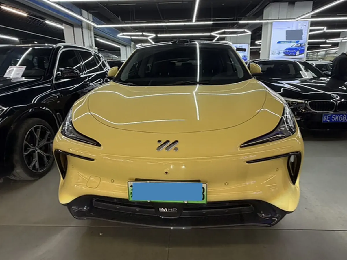 2023 IM LS6 BEV 71KWH,autocango,china used car exporter,china ev exporter,chinese used car exporter,chinese used ev exporter