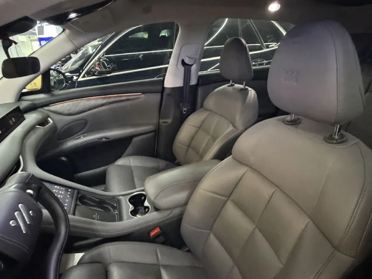 2023 IM LS6 BEV 71KWH,autocango,china used car exporter,china ev exporter,chinese used car exporter,chinese used ev exporter