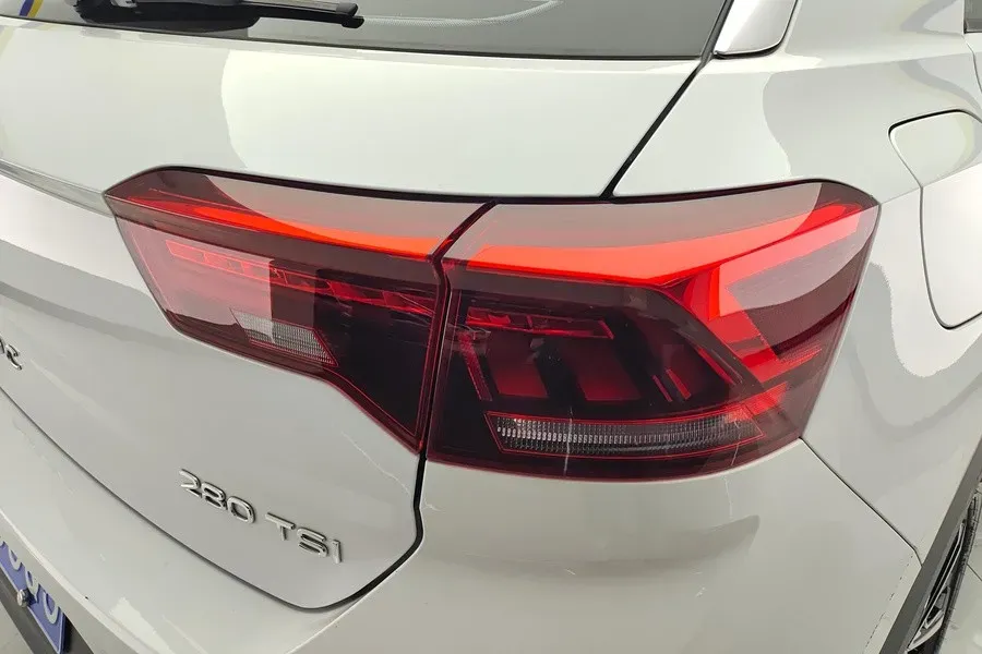 2021 Volkswagen T-Roc 1.4T 150HP L4 7DCT,autocango,china used car exporter,china ev exporter,chinese used car exporter,chinese used ev exporter