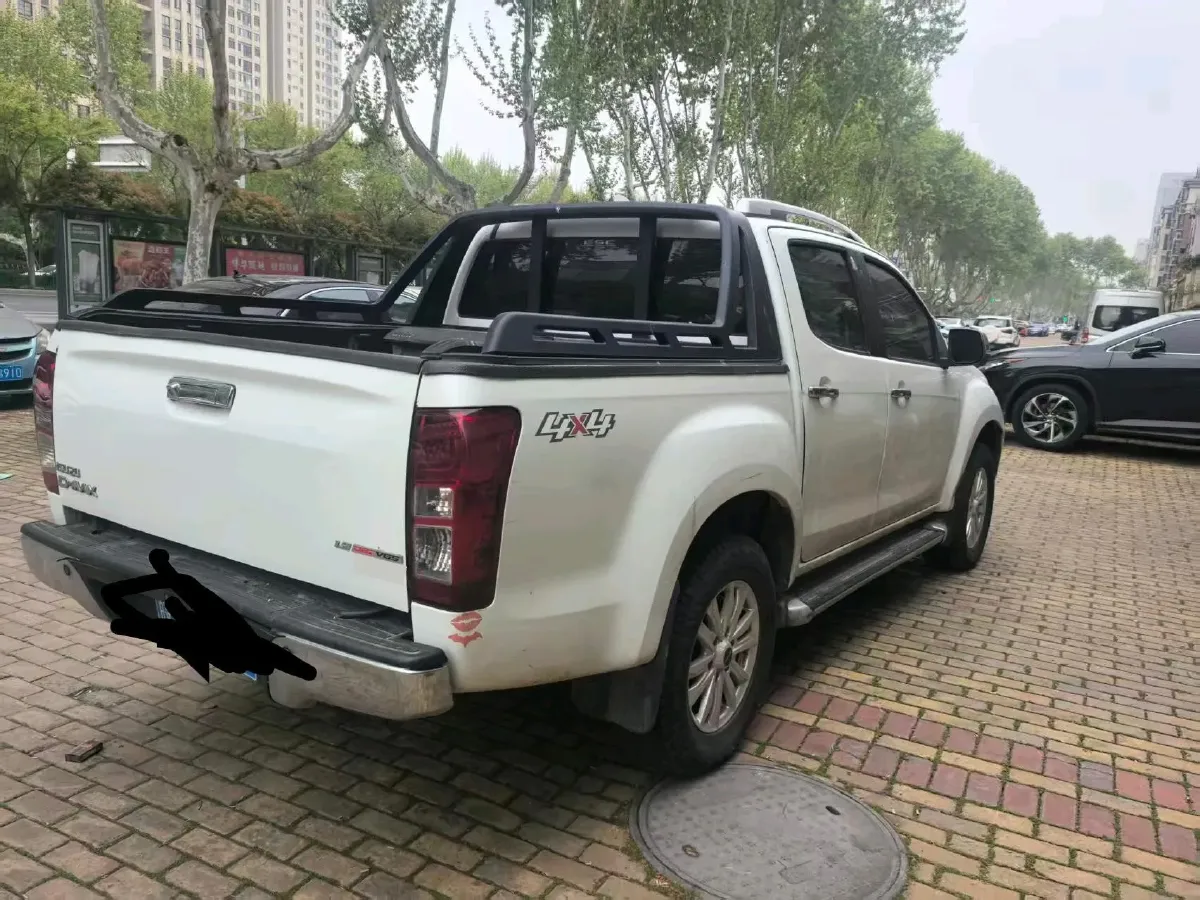 2020 Mitsubishi Outlander 2.4L 192HP L4 CVT,autocango,china used car exporter,china ev exporter,chinese used car exporter,chinese used ev exporter