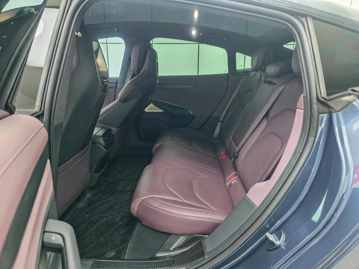 2024 MI SU7 BEV 94.3KWH,autocango,china used car exporter,china ev exporter,chinese used car exporter,chinese used ev exporter