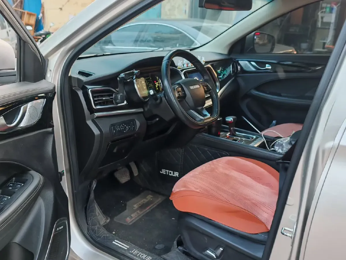 2019 Jetour X90 1.6T 197HP L4 7DCT,autocango,china used car exporter,china ev exporter,chinese used car exporter,chinese used ev exporter