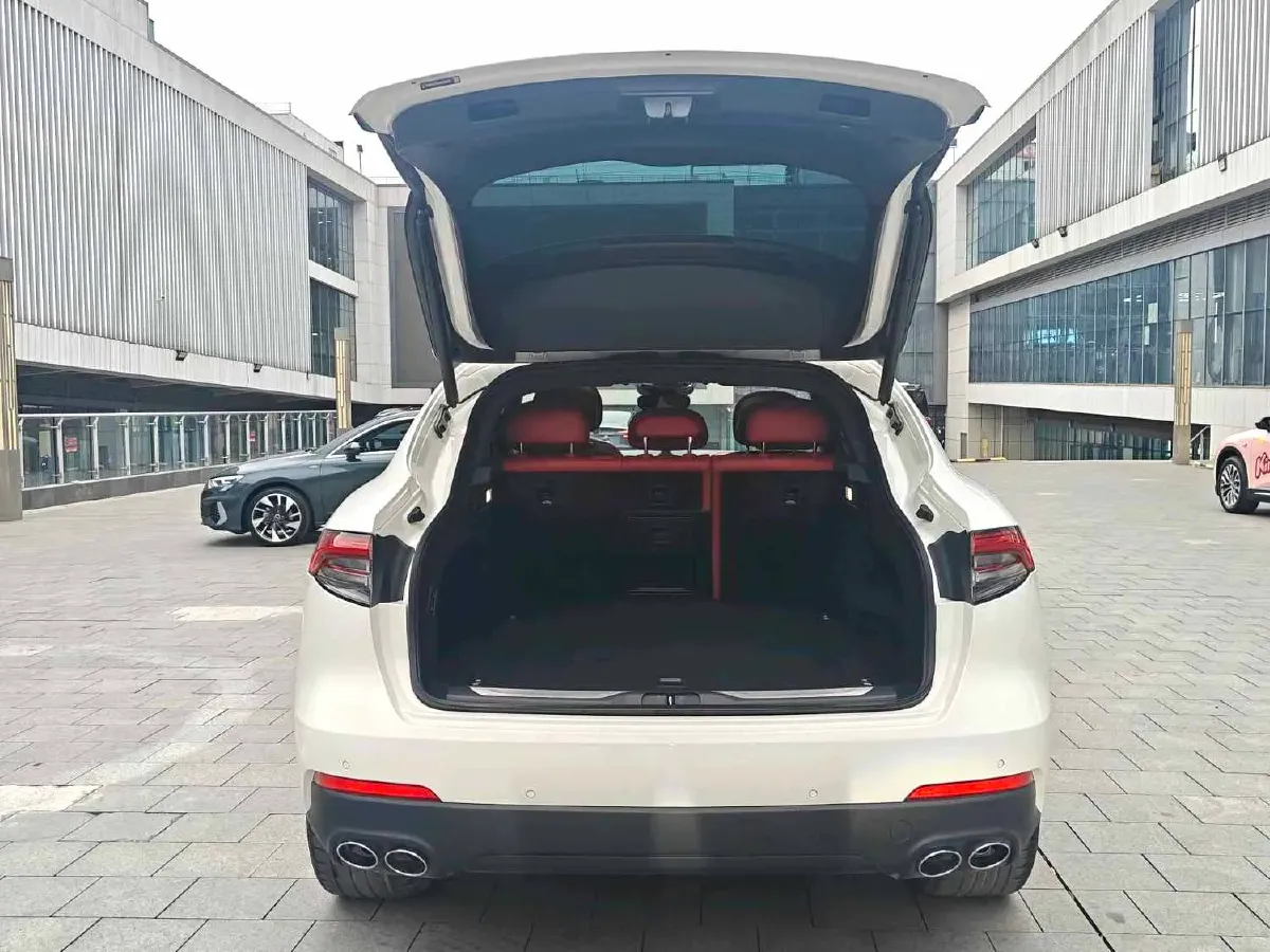 2021 Maserati Levante 3.0T 350HP V6 8AT,autocango,china used car exporter,china ev exporter,chinese used car exporter,chinese used ev exporter