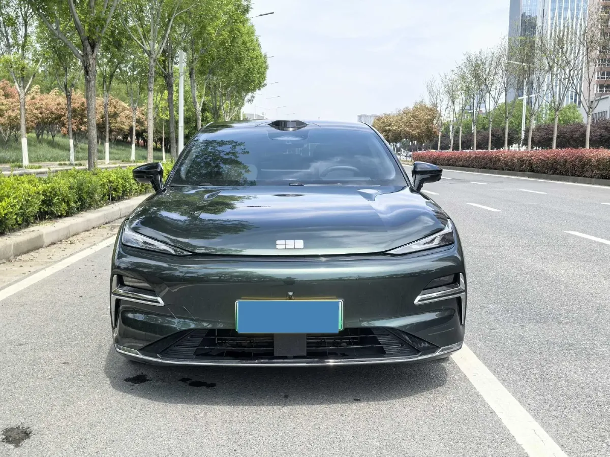 2025 Geely Galaxy Starshine 8 1.5T 163HP L4 3DHT PHEV 27.69KWH,autocango,china used car exporter,china ev exporter,chinese used car exporter,chinese used ev exporter