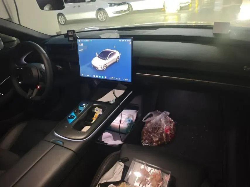 2024 MI SU7 BEV 73.6KWH,autocango,china used car exporter,china ev exporter,chinese used car exporter,chinese used ev exporter