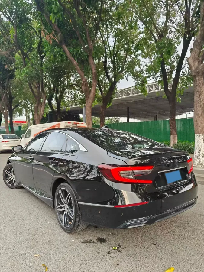 2022 Honda Accord 2.0L 146HP L4 E-CVT Hybrid,autocango,china used car exporter,china ev exporter,chinese used car exporter,chinese used ev exporter