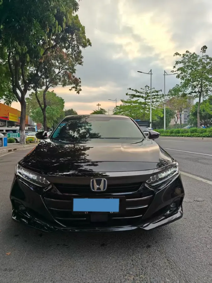 2022 Honda Accord 2.0L 146HP L4 E-CVT Hybrid,autocango,china used car exporter,china ev exporter,chinese used car exporter,chinese used ev exporter