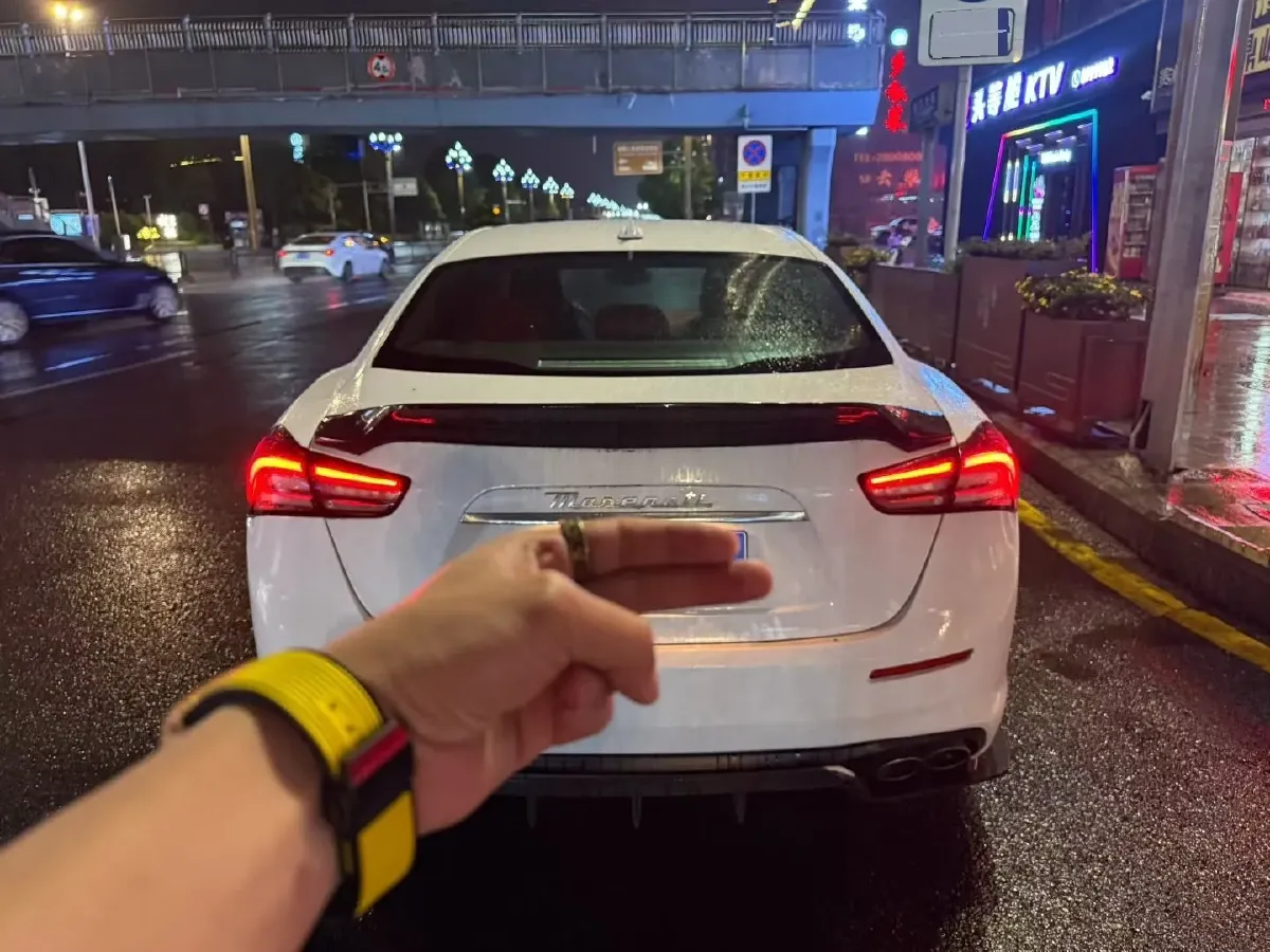 2022 Audi Q7 2.0T 245HP L4 8AT,autocango,china used car exporter,china ev exporter,chinese used car exporter,chinese used ev exporter