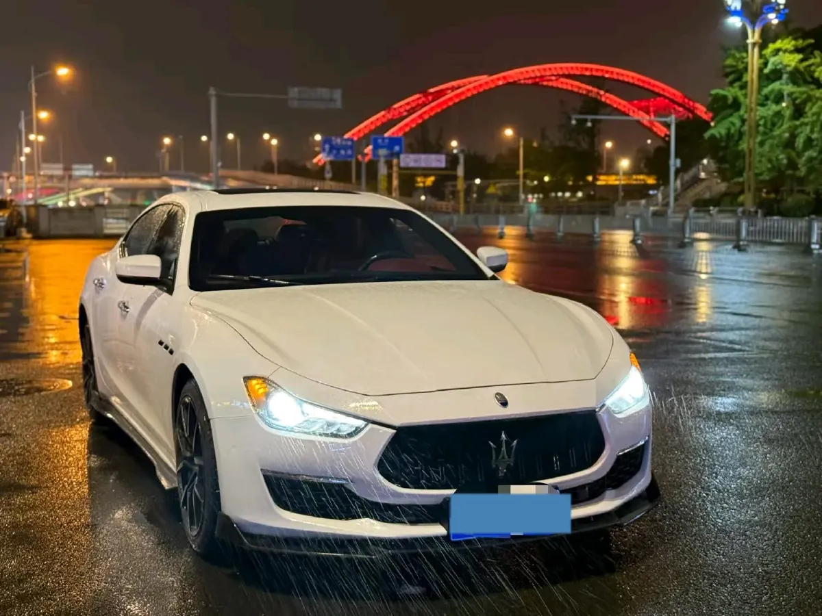 2022 Audi Q7 2.0T 245HP L4 8AT,autocango,china used car exporter,china ev exporter,chinese used car exporter,chinese used ev exporter