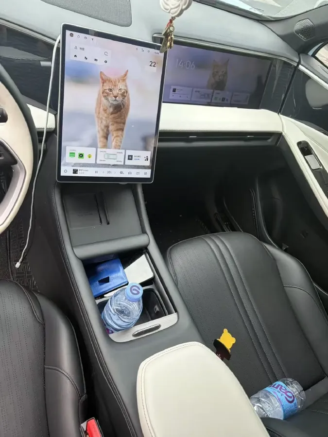 2023 Geely Galaxy L7 1.5T 163HP L4 3DHT PHEV 18.7KWH,autocango,china used car exporter,china ev exporter,chinese used car exporter,chinese used ev exporter