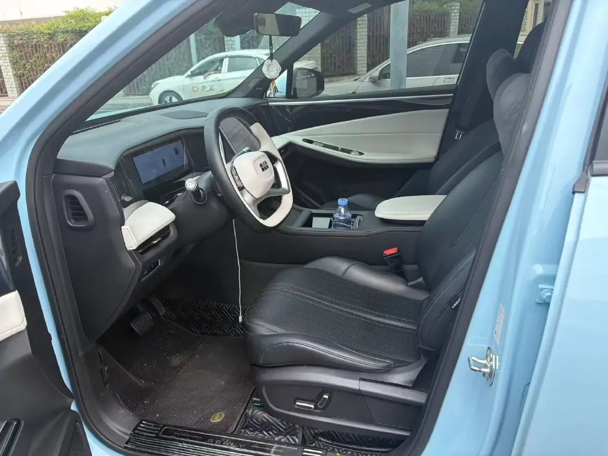 2023 Geely Galaxy L7 1.5T 163HP L4 3DHT PHEV 18.7KWH,autocango,china used car exporter,china ev exporter,chinese used car exporter,chinese used ev exporter