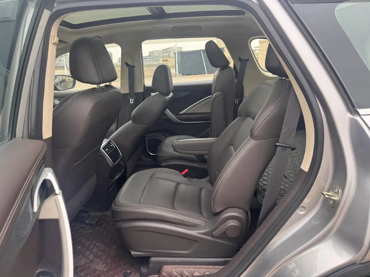 2021 Geely JiaJi 1.8T 184HP L4 7DCT,autocango,china used car exporter,china ev exporter,chinese used car exporter,chinese used ev exporter