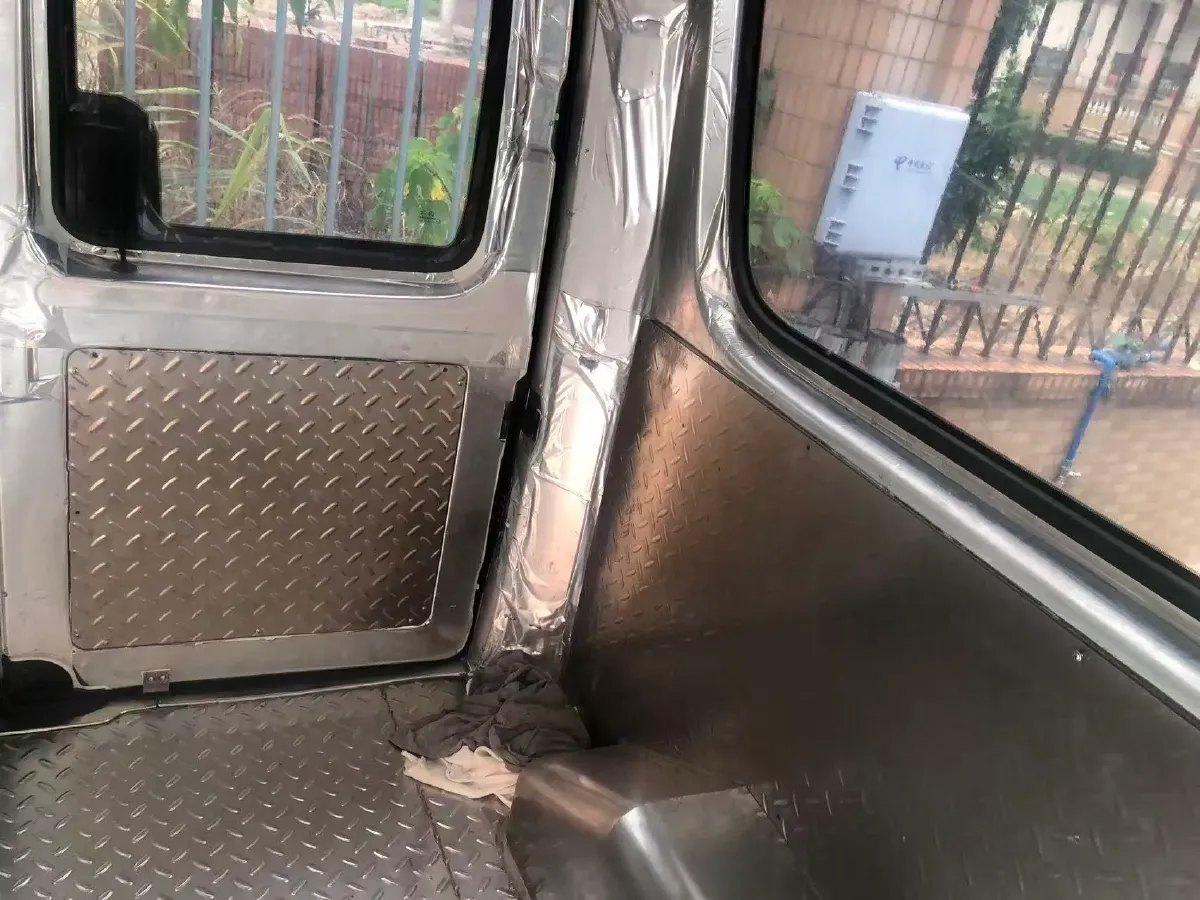 2025 MAXUS XinTu V80 2.0T 147HP L4 6MT,autocango,china used car exporter,china ev exporter,chinese used car exporter,chinese used ev exporter