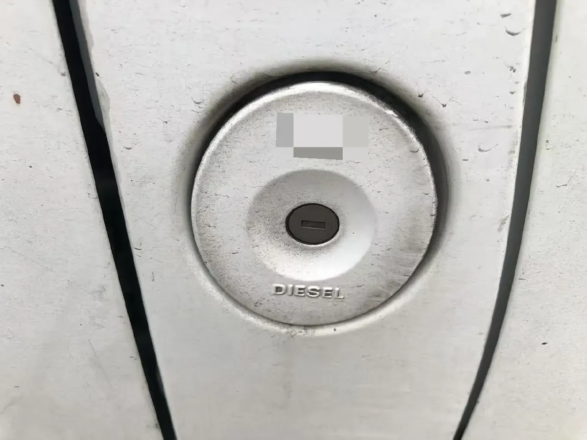 2025 MAXUS XinTu V80 2.0T 147HP L4 6MT,autocango,china used car exporter,china ev exporter,chinese used car exporter,chinese used ev exporter