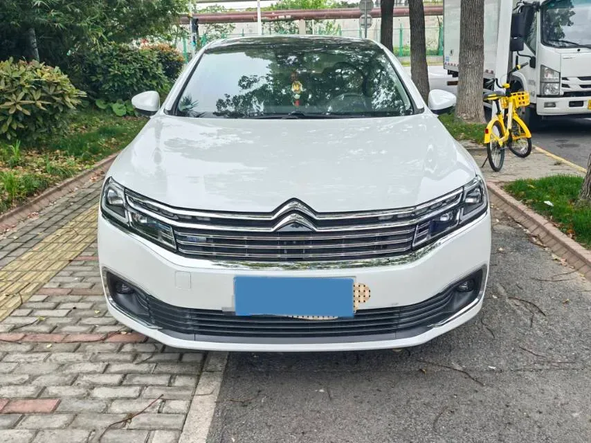 2020 Citroen C6 1.6T 170HP L4 6AT,autocango,china used car exporter,china ev exporter,chinese used car exporter,chinese used ev exporter