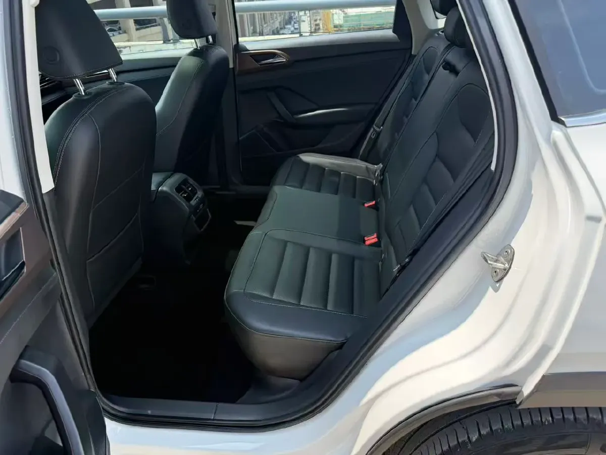 2021 Volkswagen Tharu 1.4T 150HP L4 7DCT,autocango,china used car exporter,china ev exporter,chinese used car exporter,chinese used ev exporter