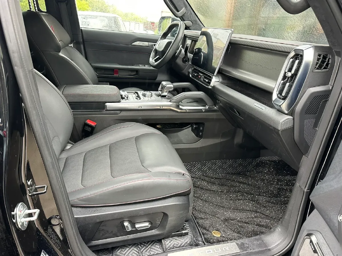 2023 Jetour Traveller 2.0T 254HP L4 7DCT,autocango,china used car exporter,china ev exporter,chinese used car exporter,chinese used ev exporter