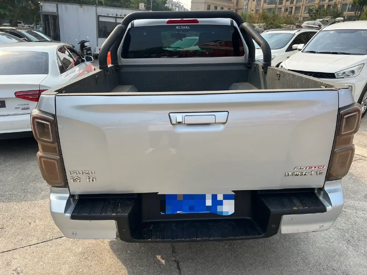 2023 Isuzu LingTuo 2.5T 150HP L4 6MT,autocango,china used car exporter,china ev exporter,chinese used car exporter,chinese used ev exporter