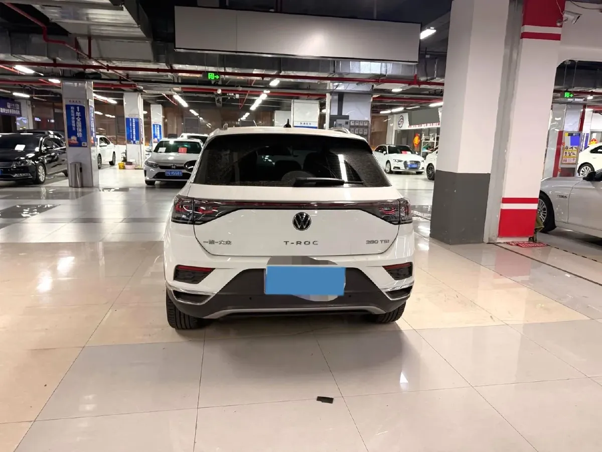 2024 Volkswagen T-Roc 1.4T 150HP L4 7DCT,autocango,china used car exporter,china ev exporter,chinese used car exporter,chinese used ev exporter