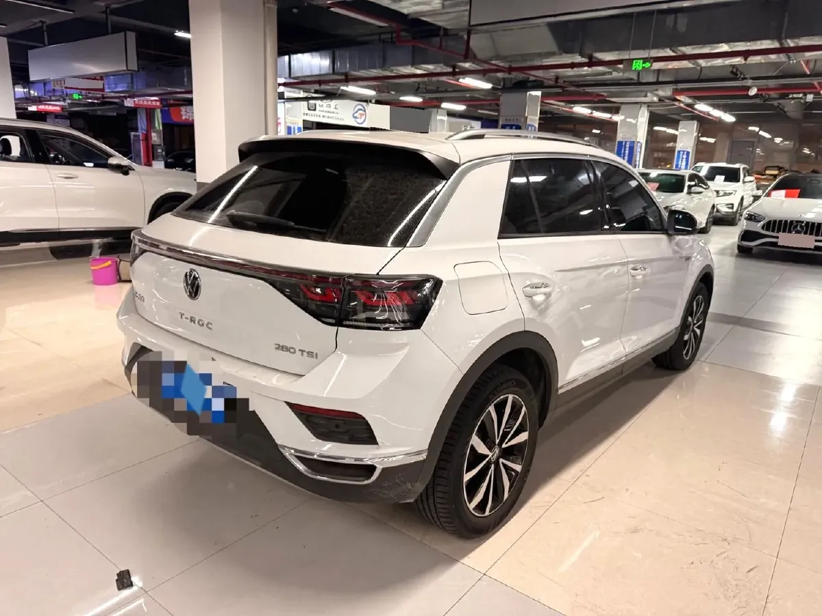 2024 Volkswagen T-Roc 1.4T 150HP L4 7DCT,autocango,china used car exporter,china ev exporter,chinese used car exporter,chinese used ev exporter