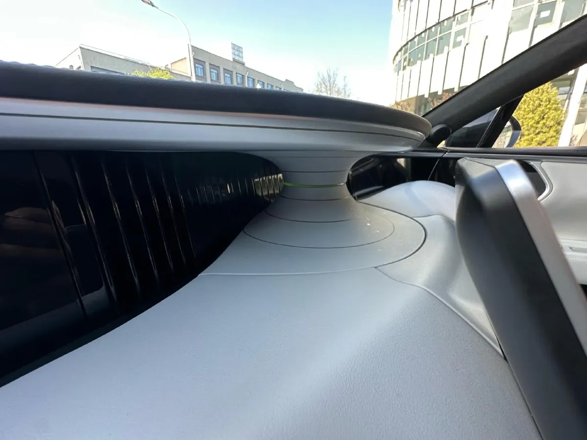 2023 Avatr 11 BEV 90.38KWH,autocango,china used car exporter,china ev exporter,chinese used car exporter,chinese used ev exporter