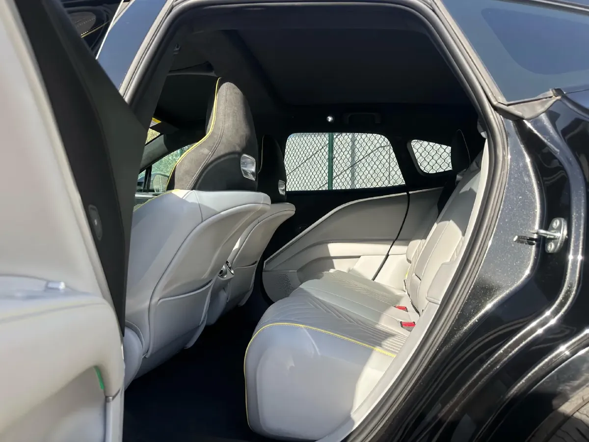 2023 Avatr 11 BEV 90.38KWH,autocango,china used car exporter,china ev exporter,chinese used car exporter,chinese used ev exporter