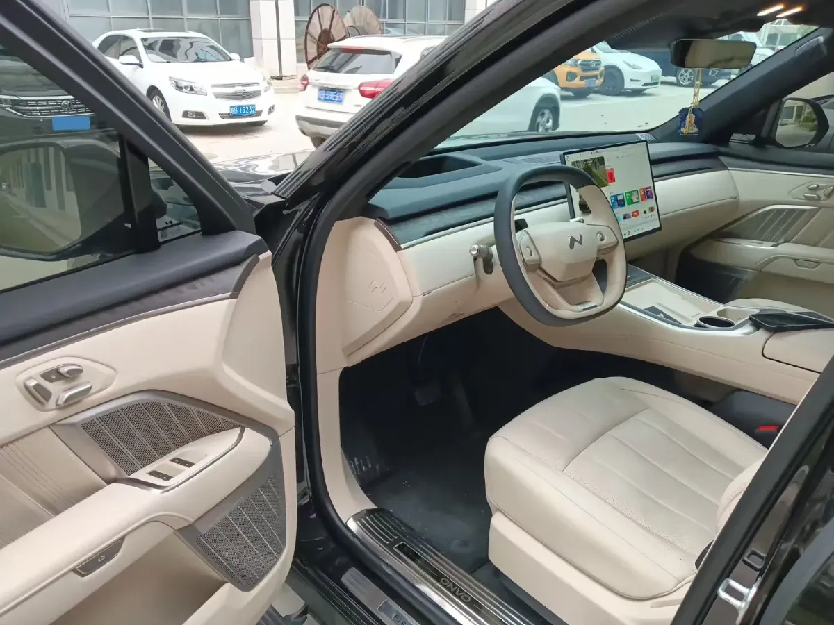 2025 ONVO L90 BEV,autocango,china used car exporter,china ev exporter,chinese used car exporter,chinese used ev exporter